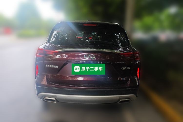 Used Infiniti QX50 2018 2.0T Two-Wheel Drive Fashion Edition Rear