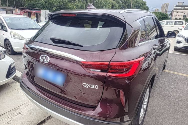 Used Infiniti QX50 2018 2.0T Two-Wheel Drive Fashion Edition Rear Right 45 Deg