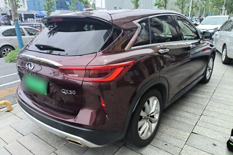 Used Infiniti QX50 2018 2.0T Two-Wheel-Drive Elite Edition Rear Right 45 Deg