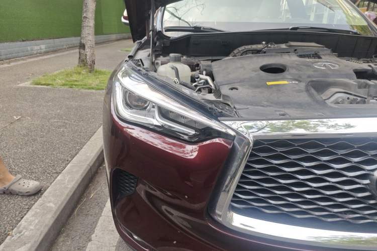 Used Infiniti QX50 2018 2.0T Two-Wheel Drive Fashion Edition Right Front Headlight