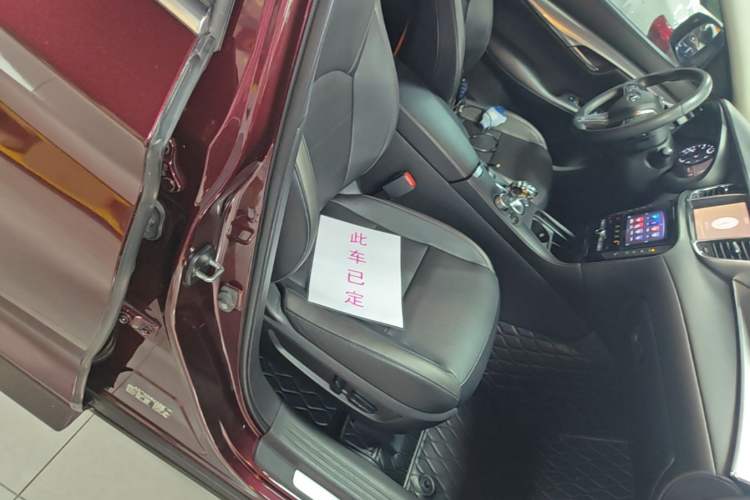 Used Infiniti QX50 2018 2.0T Two-Wheel Drive Fashion Edition Right Front Seat