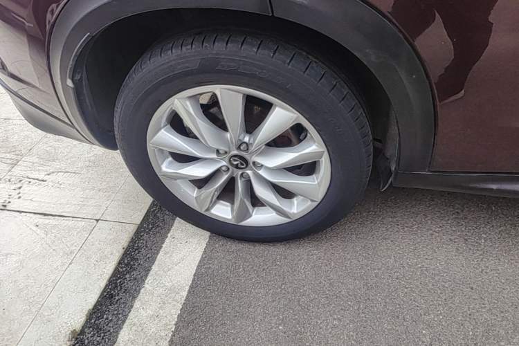 Used Infiniti QX50 2018 2.0T Two-Wheel Drive Fashion Edition Right Rear Wheel Hub