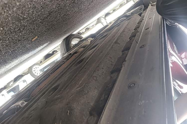 Used Infiniti QX50 2018 2.0T Two-Wheel Drive Fashion Edition Right Side Sill
