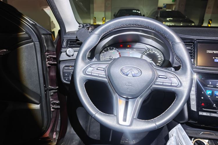 Used Infiniti QX50 2018 2.0T Four-Wheel Drive Elite Edition Steering Wheel
