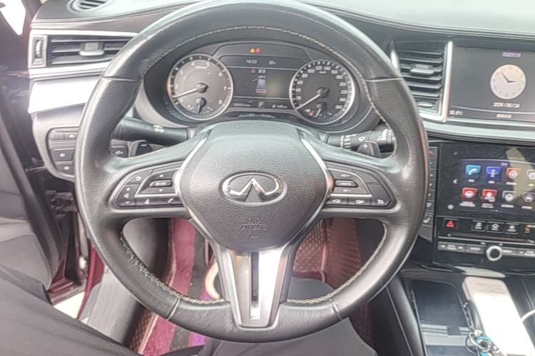 Used Infiniti QX50 2018 2.0T Two-Wheel Drive Fashion Edition Steering Wheel