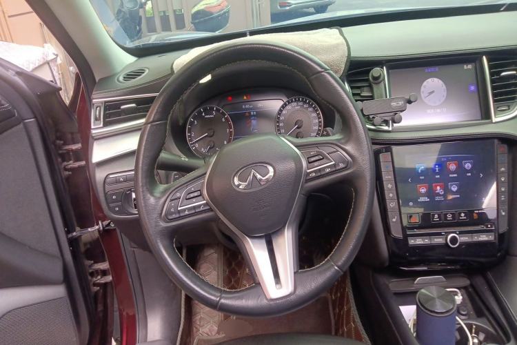 Used Infiniti QX50 2018 2.0T Two-Wheel Drive Fashion Edition Steering Wheel
