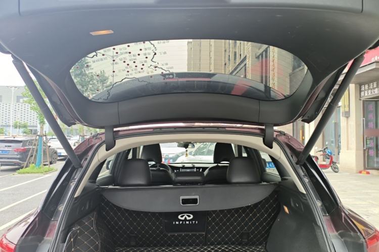 Used Infiniti QX50 2018 2.0T Two-Wheel-Drive Elite Edition Trunk