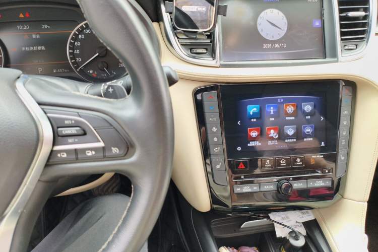 Used Infiniti QX50 2018 2.0T Two-Wheel Drive Fashion Edition Audio And AC Panel