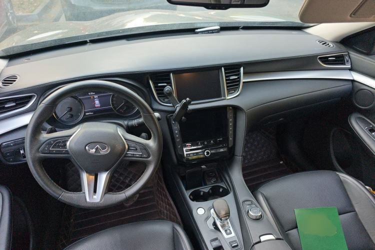 Used Infiniti QX50 2018 2.0T Two-Wheel Drive Fashion Edition Center Console