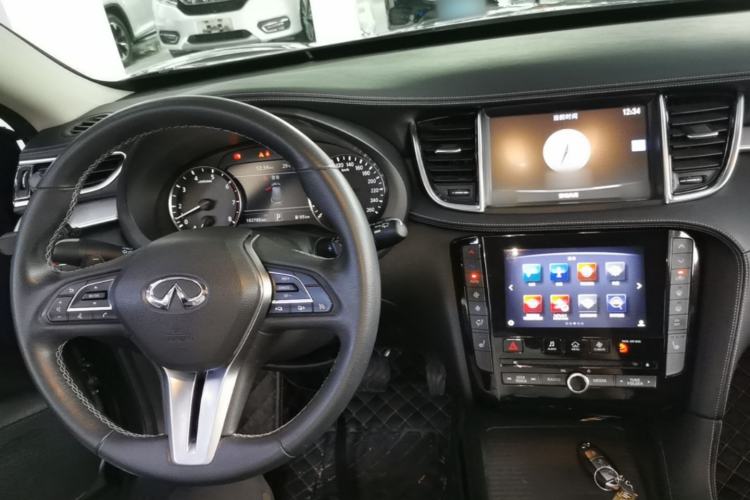 Used Infiniti QX50 2018 2.0T Two-Wheel Drive Fashion Edition Center Console