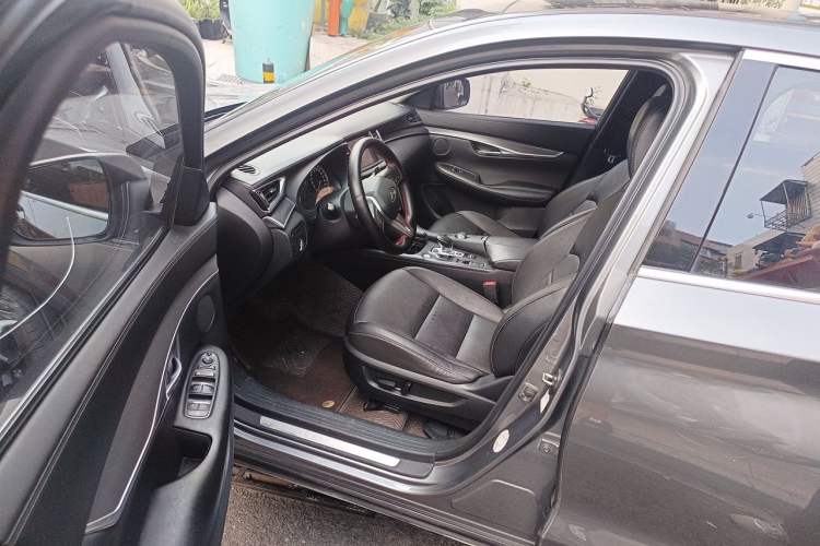 Used Infiniti QX50 2018 2.0T Two-Wheel-Drive Elite Edition Driver Seat