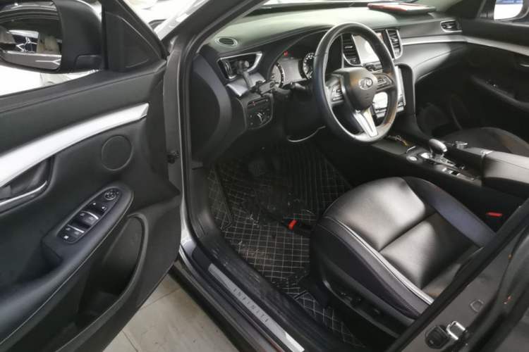 Used Infiniti QX50 2018 2.0T Two-Wheel Drive Fashion Edition Driver Seat