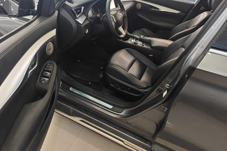 Used Infiniti QX50 2018 2.0T Four-Wheel Drive Elite Edition Driver Seat