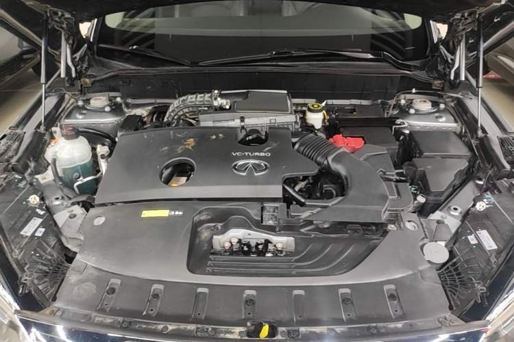 Used Infiniti QX50 2018 2.0T Four-Wheel Drive Elite Edition Engine Bay