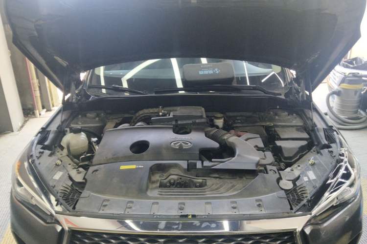 Used Infiniti QX50 2018 2.0T Four-Wheel Drive Elite Edition Engine Bay