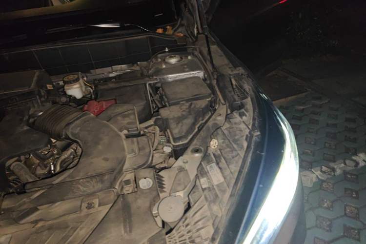 Used Infiniti QX50 2018 2.0T Four-Wheel Drive Elite Edition Engine Bay Left