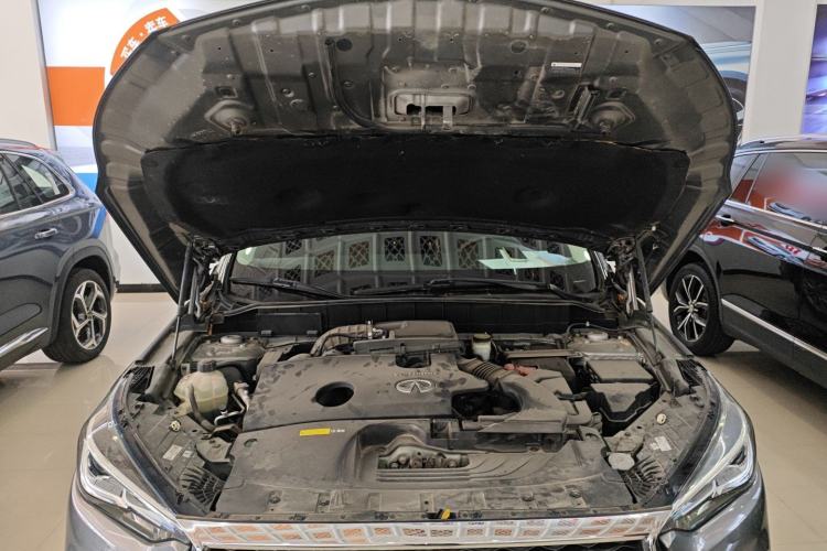 Used Infiniti QX50 2018 2.0T Four-Wheel Drive Elite Edition Engine Bay