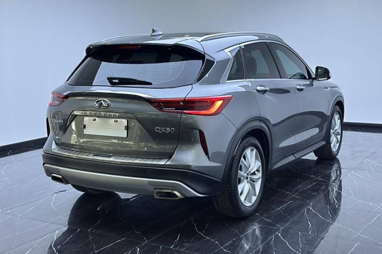 Used Infiniti QX50 2018 2.0T Four-Wheel Drive Smart Edition Exterior 2