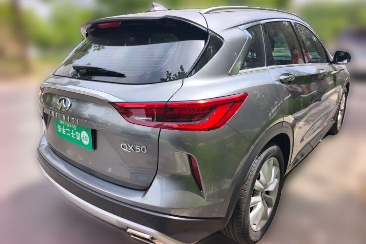 Used Infiniti QX50 2018 2.0T Two-Wheel Drive Fashion Edition Exterior 5