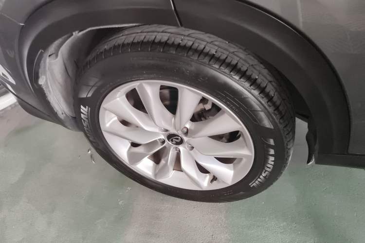 Used Infiniti QX50 2018 2.0T Two-Wheel Drive Fashion Edition Exterior 8