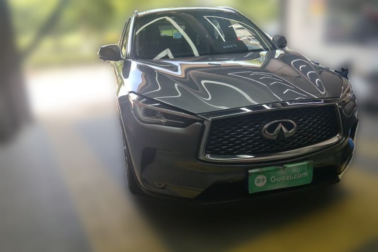 Used Infiniti QX50 2018 2.0T Four-Wheel Drive Elite Edition Front Right 45 Deg