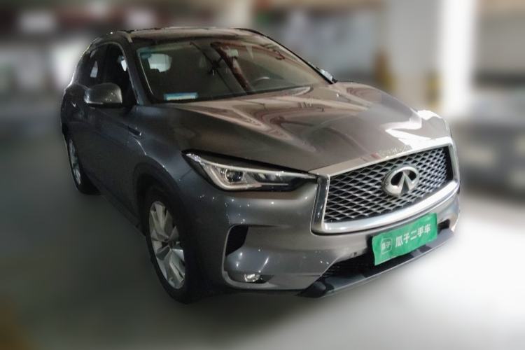 Used Infiniti QX50 2018 2.0T Two-Wheel Drive Fashion Edition Front Right 45 Deg