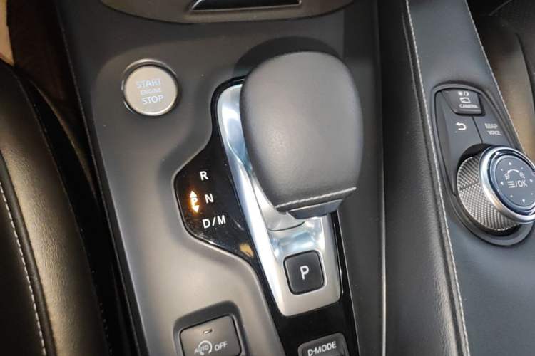 Used Infiniti QX50 2018 2.0T Four-Wheel Drive Elite Edition Gear Lever