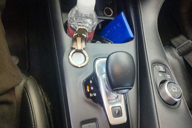 Used Infiniti QX50 2018 2.0T Four-Wheel Drive Elite Edition Gear Lever