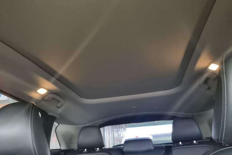 Used Infiniti QX50 2018 2.0T Two-Wheel Drive Fashion Edition Headliner