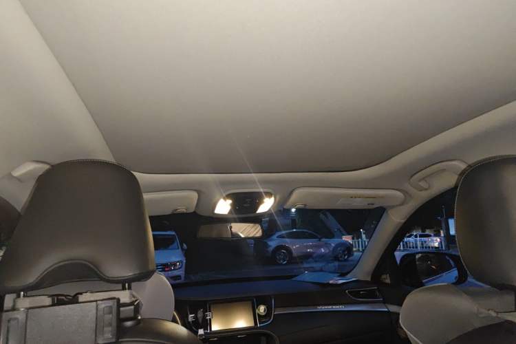 Used Infiniti QX50 2018 2.0T Four-Wheel Drive Elite Edition Headliner