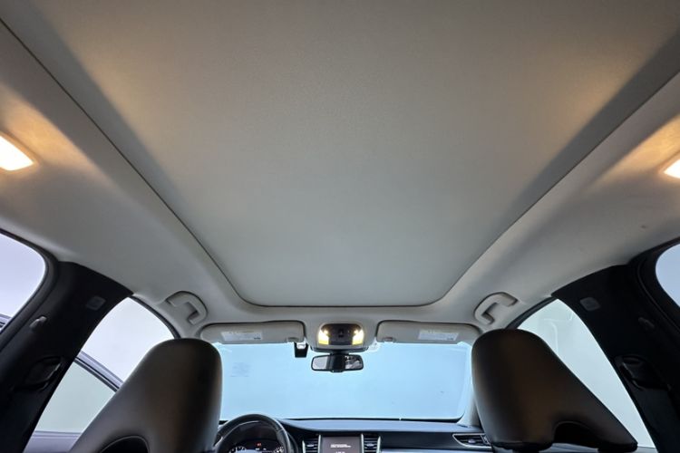 Used Infiniti QX50 2018 2.0T Four-Wheel Drive Smart Edition Headliner