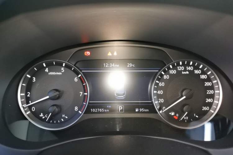 Used Infiniti QX50 2018 2.0T Two-Wheel Drive Fashion Edition Instrument Cluster