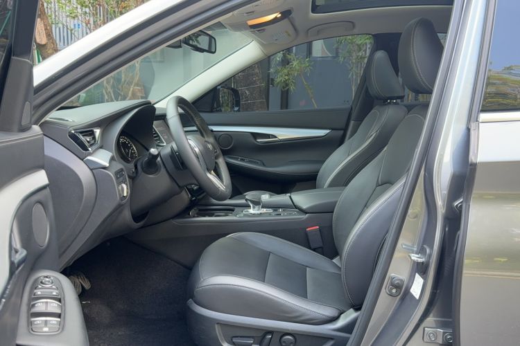 Used Infiniti QX50 2018 2.0T Four-Wheel Drive Elite Edition Interior 1