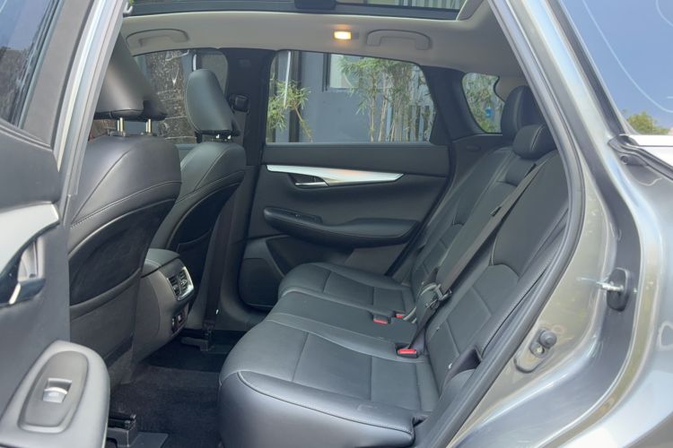 Used Infiniti QX50 2018 2.0T Four-Wheel Drive Elite Edition Interior 4