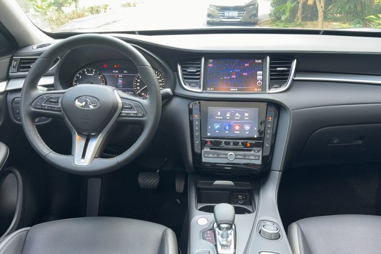 Used Infiniti QX50 2018 2.0T Four-Wheel Drive Elite Edition Interior 7