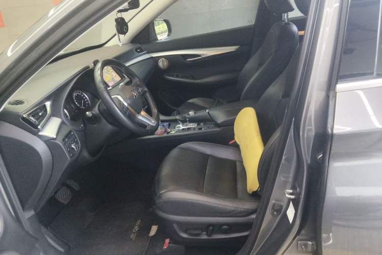 Used Infiniti QX50 2018 2.0T Four-Wheel Drive Elite Edition Left Front Seat