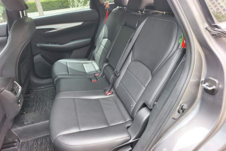 Used Infiniti QX50 2018 2.0T Two-Wheel Drive Fashion Edition Left Rear Seat