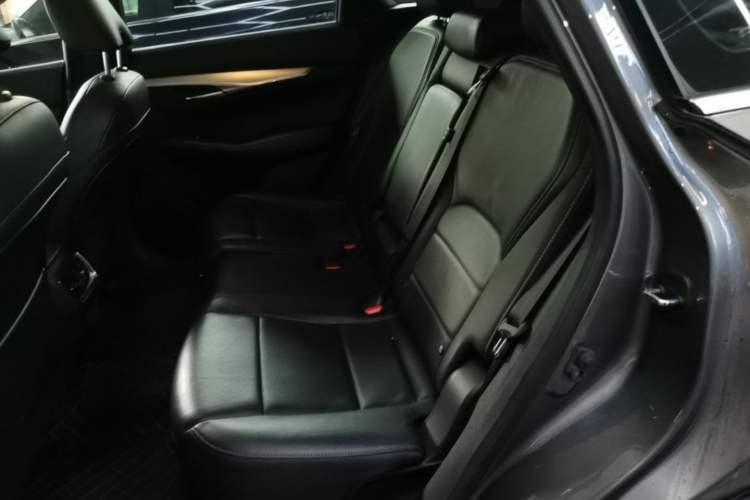 Used Infiniti QX50 2018 2.0T Two-Wheel Drive Fashion Edition Left Rear Seat