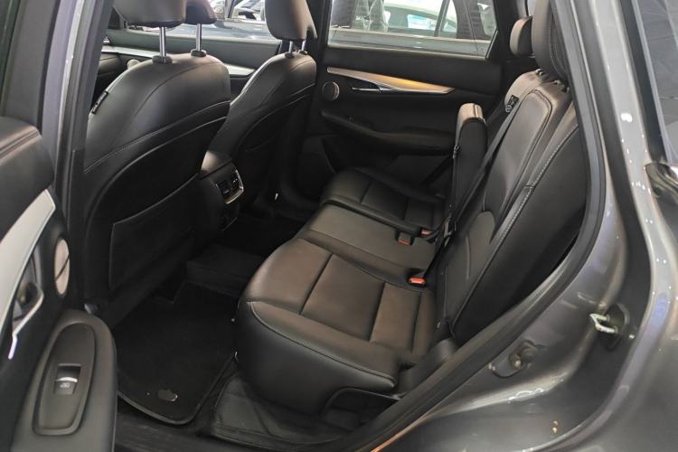 Used Infiniti QX50 2018 2.0T Four-Wheel Drive Elite Edition Left Rear Seat
