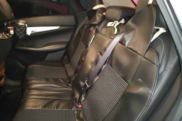 Used Infiniti QX50 2018 2.0T Two-Wheel Drive Fashion Edition Left Rear Seat