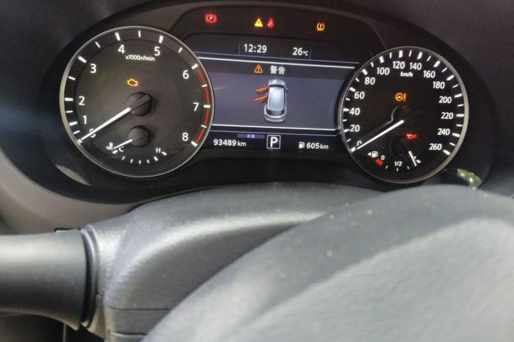 Used Infiniti QX50 2018 2.0T Two-Wheel Drive Fashion Edition Odometer Close Up