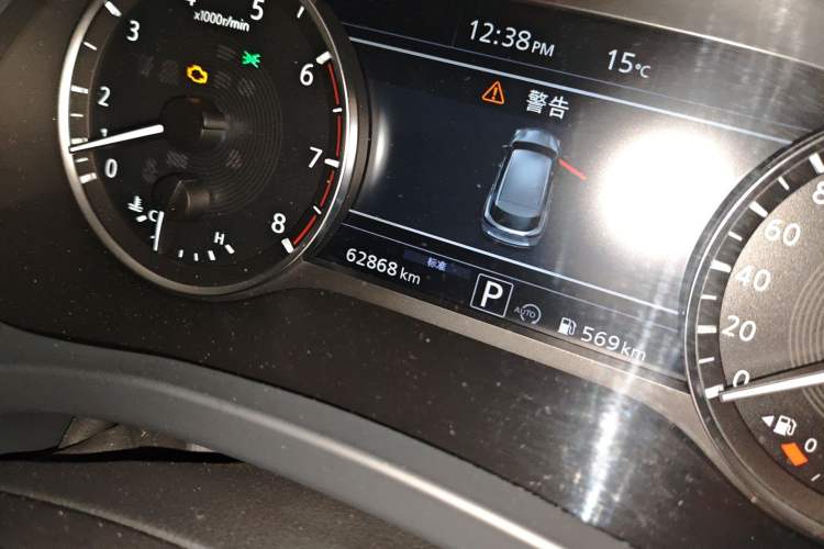 Used Infiniti QX50 2018 2.0T Two-Wheel Drive Fashion Edition Odometer Close Up