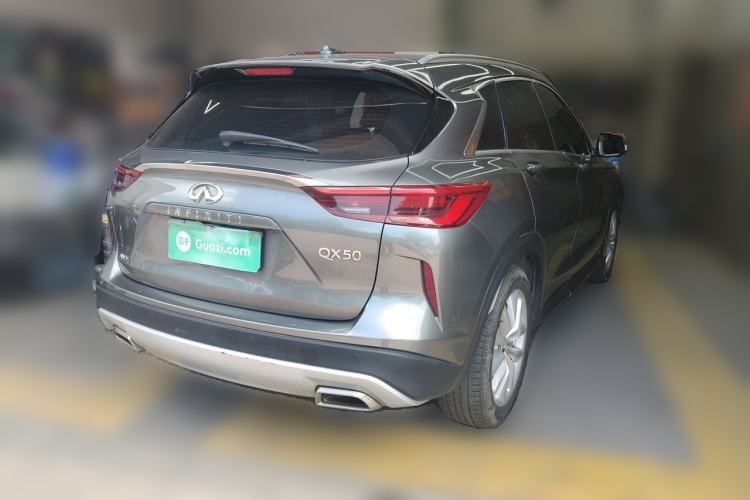 Used Infiniti QX50 2018 2.0T Four-Wheel Drive Elite Edition Rear Right 45 Deg