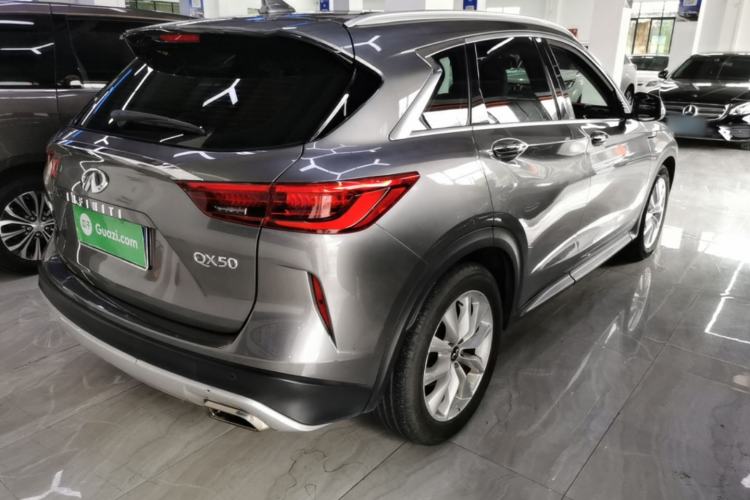 Used Infiniti QX50 2018 2.0T Two-Wheel Drive Fashion Edition Rear Right 45 Deg
