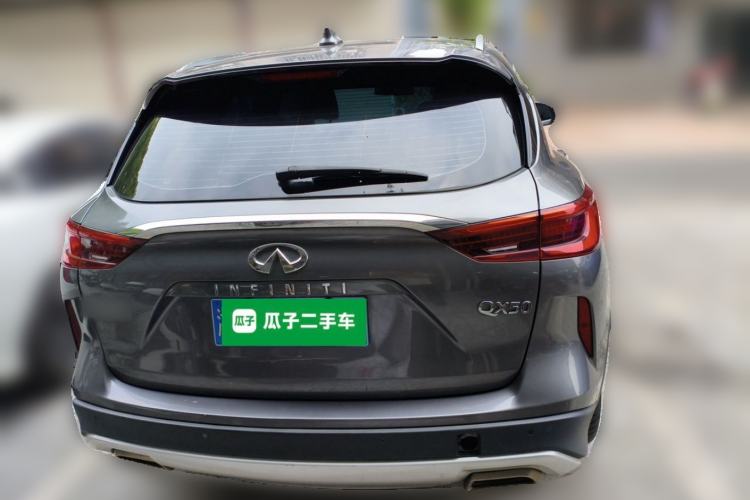 Used Infiniti QX50 2018 2.0T Two-Wheel Drive Fashion Edition Rear