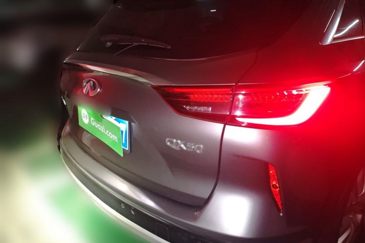 Used Infiniti QX50 2018 2.0T Two-Wheel Drive Fashion Edition Rear