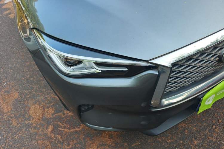 Used Infiniti QX50 2018 2.0T Two-Wheel Drive Fashion Edition Right Front Headlight