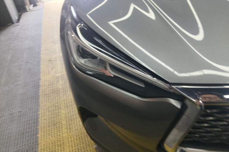 Used Infiniti QX50 2018 2.0T Four-Wheel Drive Elite Edition Right Front Headlight