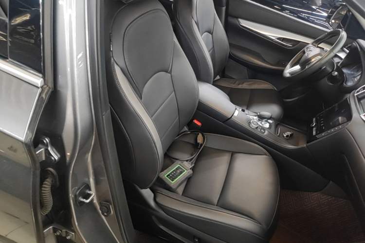Used Infiniti QX50 2018 2.0T Four-Wheel Drive Elite Edition Right Front Seat
