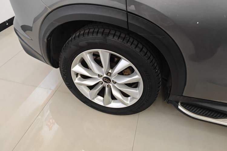 Used Infiniti QX50 2018 2.0T Four-Wheel Drive Elite Edition Right Rear Wheel Hub